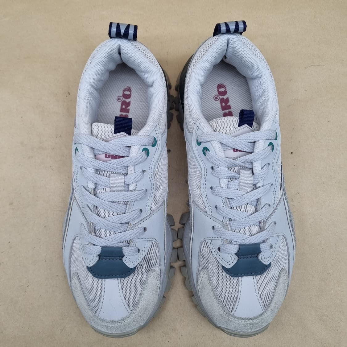 엄브로 범피 여성운동화235 상품이미지2