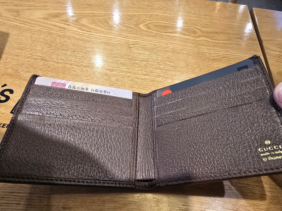 구찌 도널드 한정판 반지갑 상품이미지6