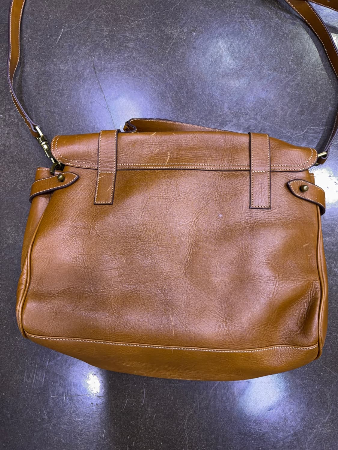 멀버리 알렉사 오버사이즈 사첼백 크로스 브라운 가방 상품이미지5