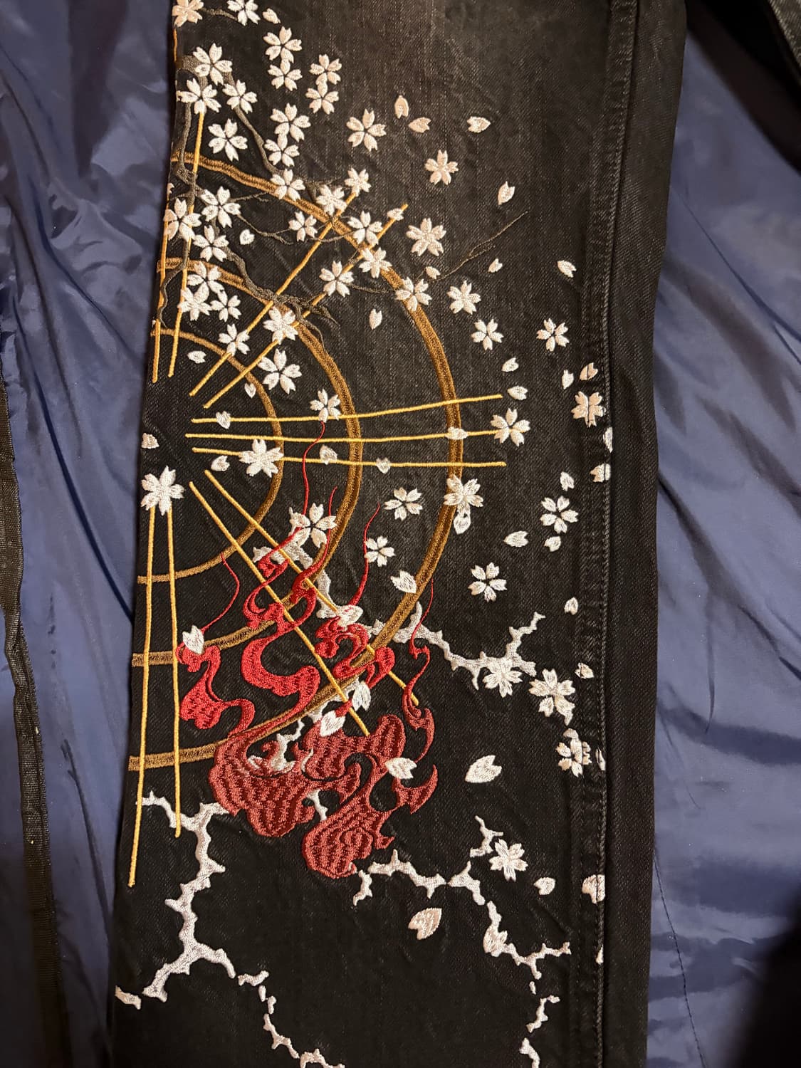 카라쿠리 타마시 청바지 상품이미지3