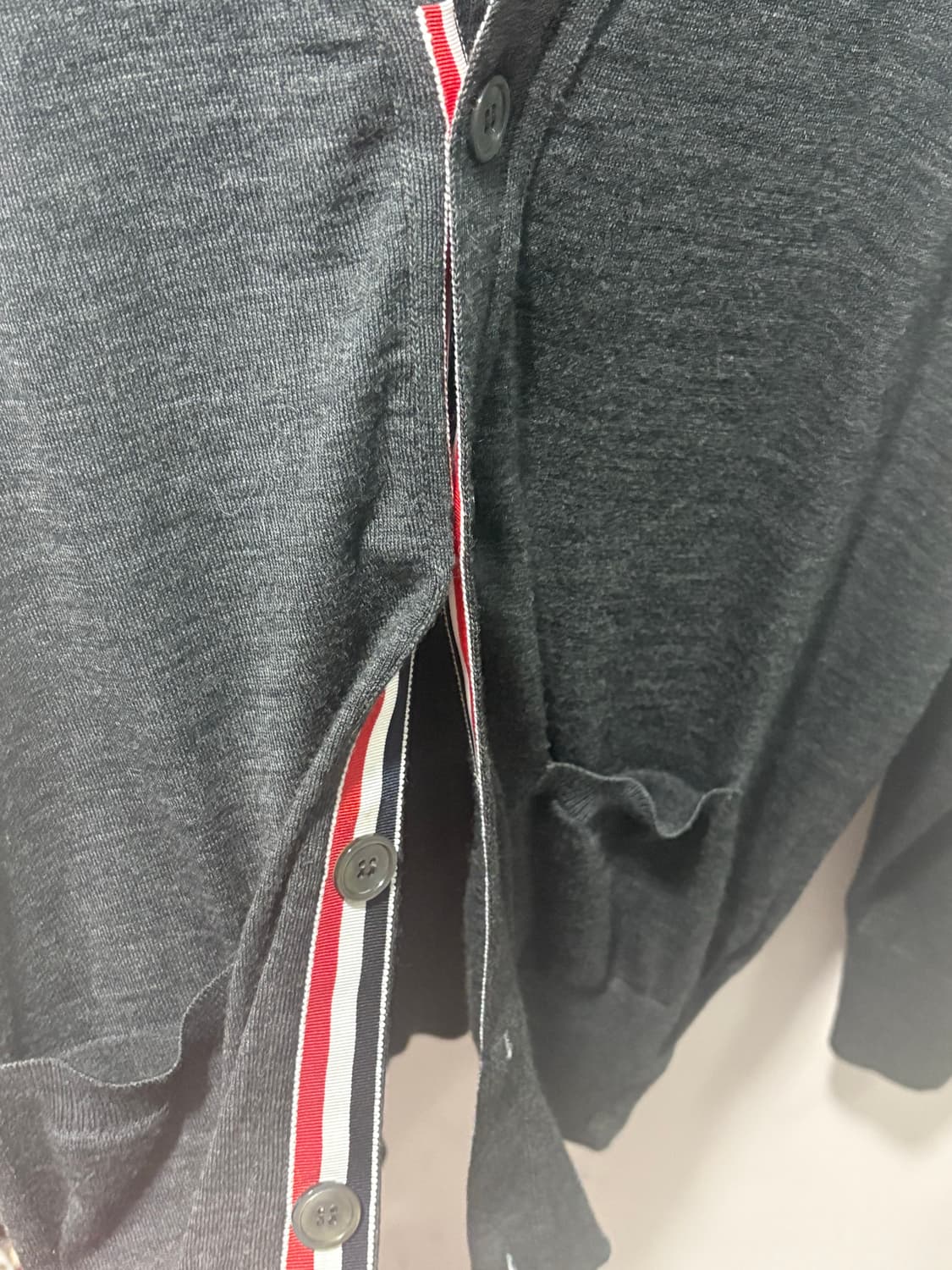 톰브라운 메리노 울 가디건 5사이즈 상품이미지3