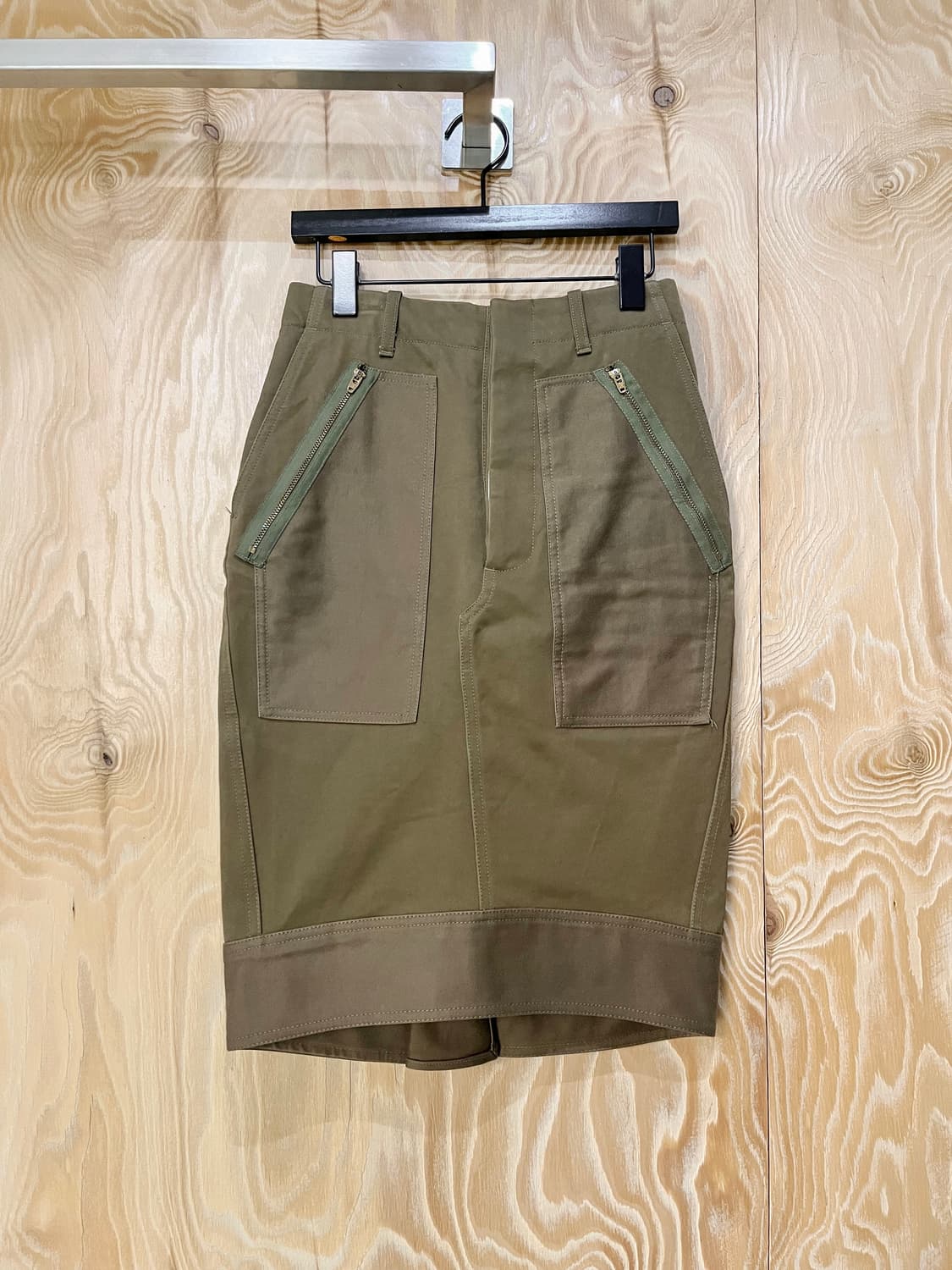 셀린느 더블 집 밀리터리 미디 스커트 상품이미지1