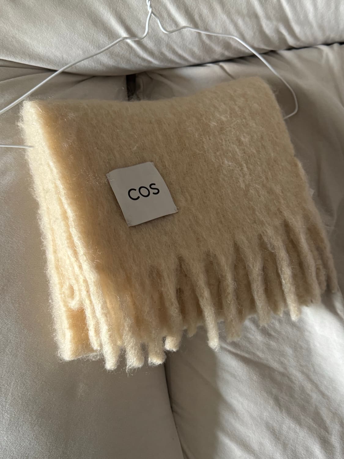 코스 모헤어 머플러 아이보리 상품이미지2