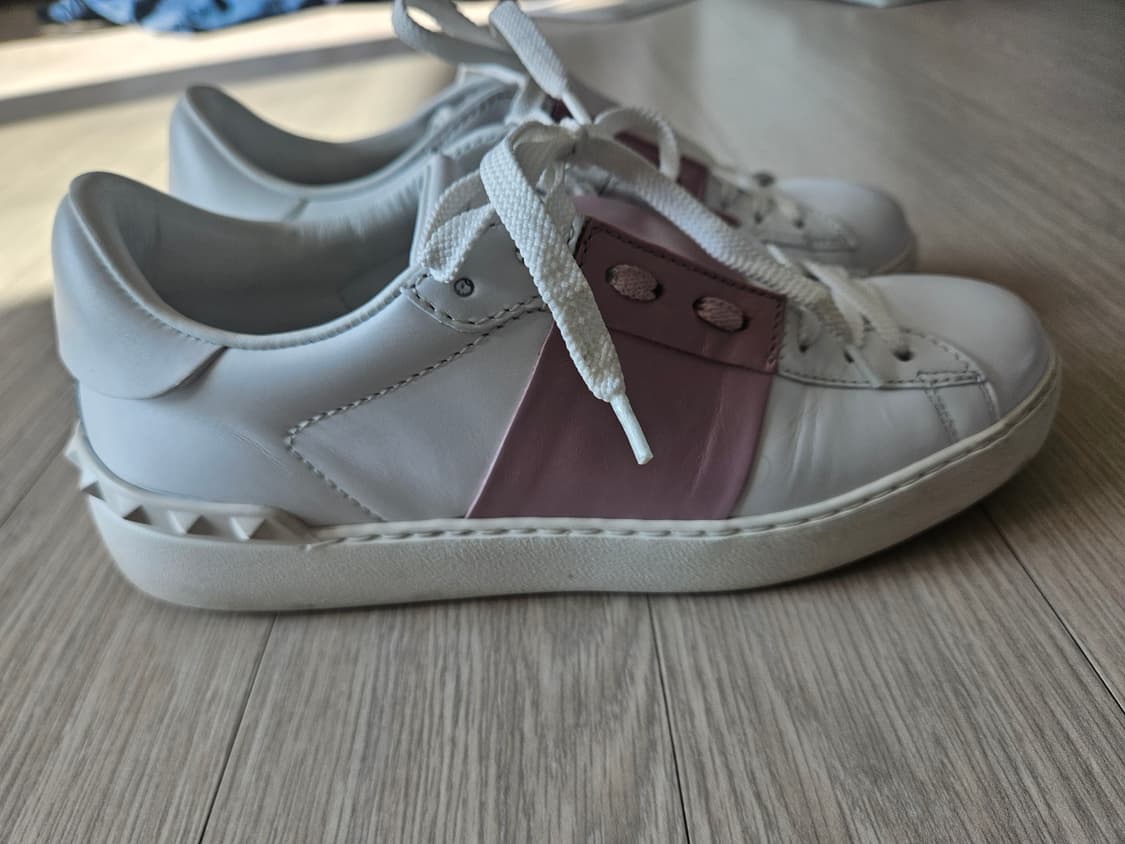 발렌티노스니커즈 상품이미지2