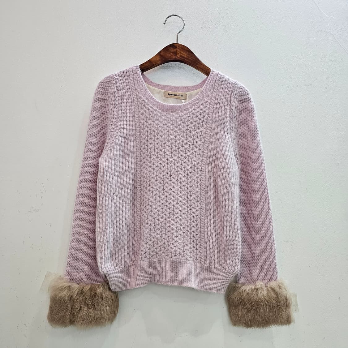 앙고라 토끼퍼 소매 레이스 백포인트 니트 상품이미지1