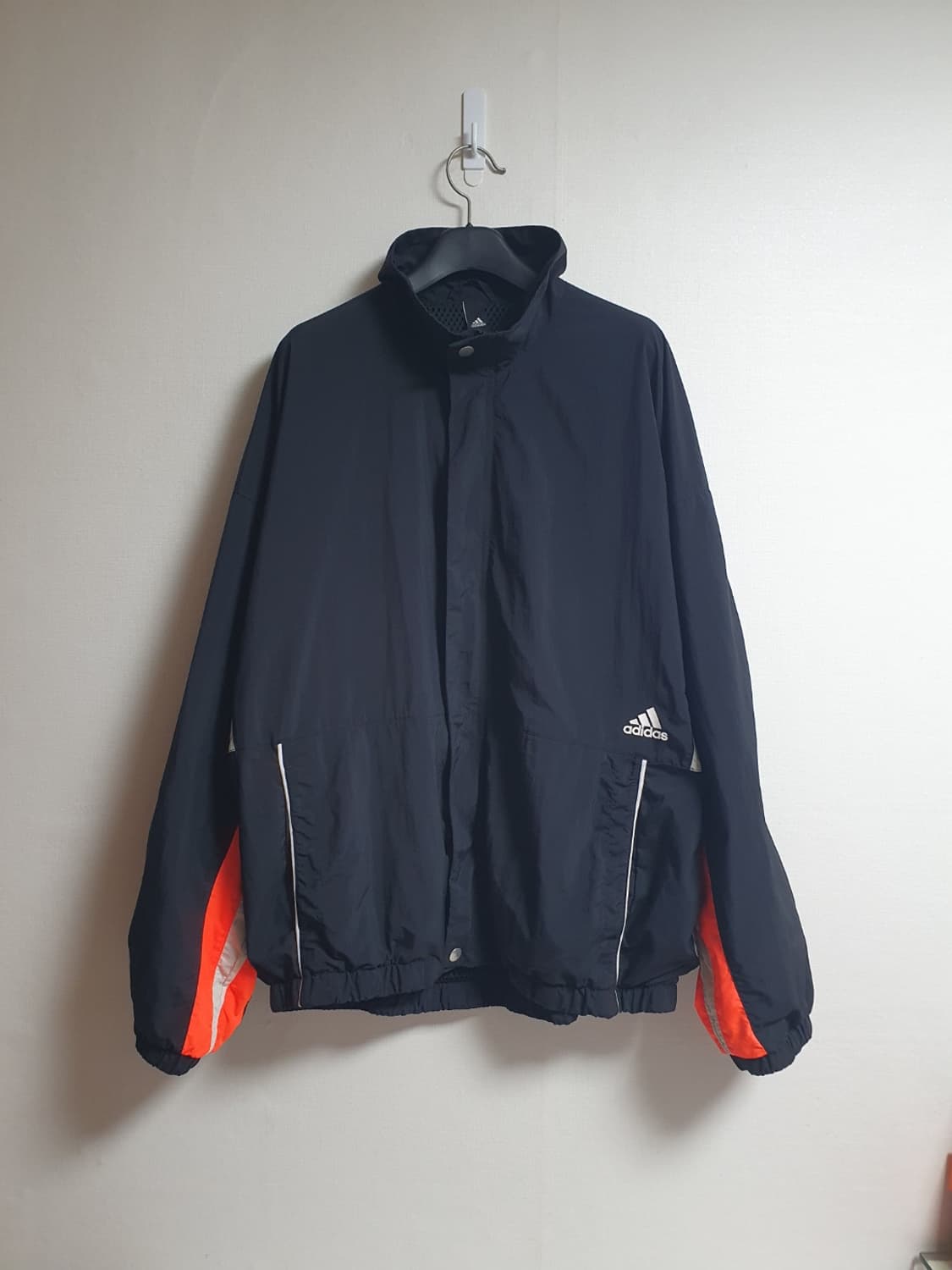 아디다스 바람막이 오버핏 컬러블록 윈드자켓 블랙 XL 상품이미지2