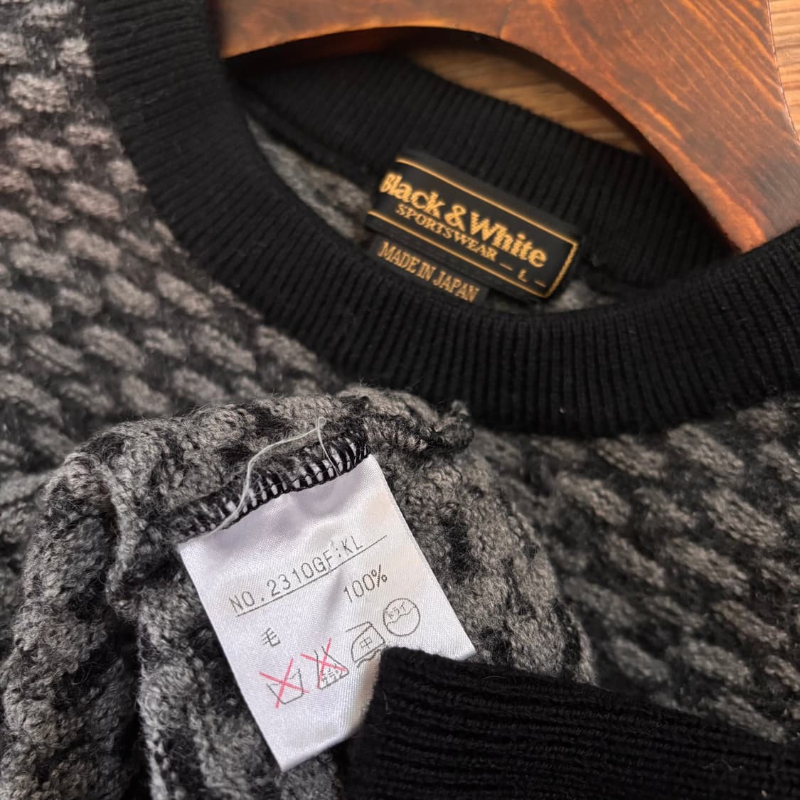 블랙앤화이트 골프 울니트 66 77 일본 수입 정품 촘촘한 조직감 상품이미지4