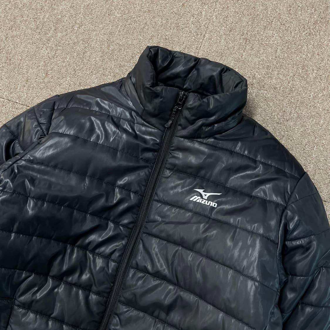  미즈노 경량패딩 상품이미지3