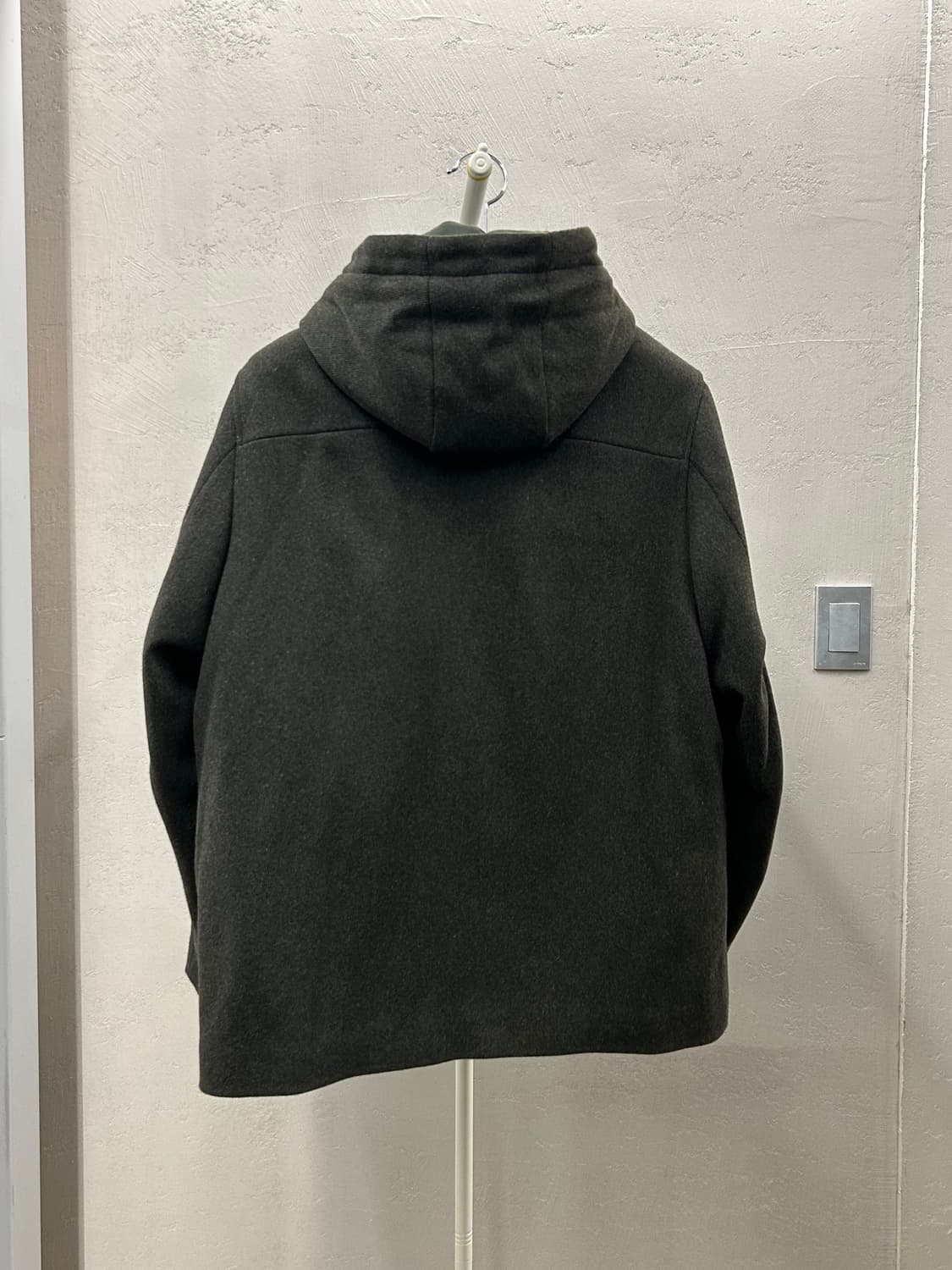 COS(코스) 후드 모직 자켓 블랙 상품이미지3