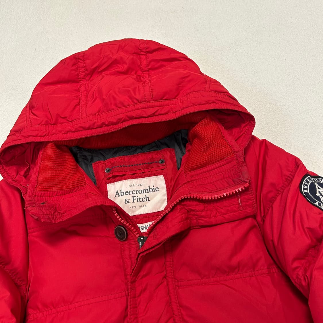 Abercrombie Red Puffer Jacket  상품이미지5