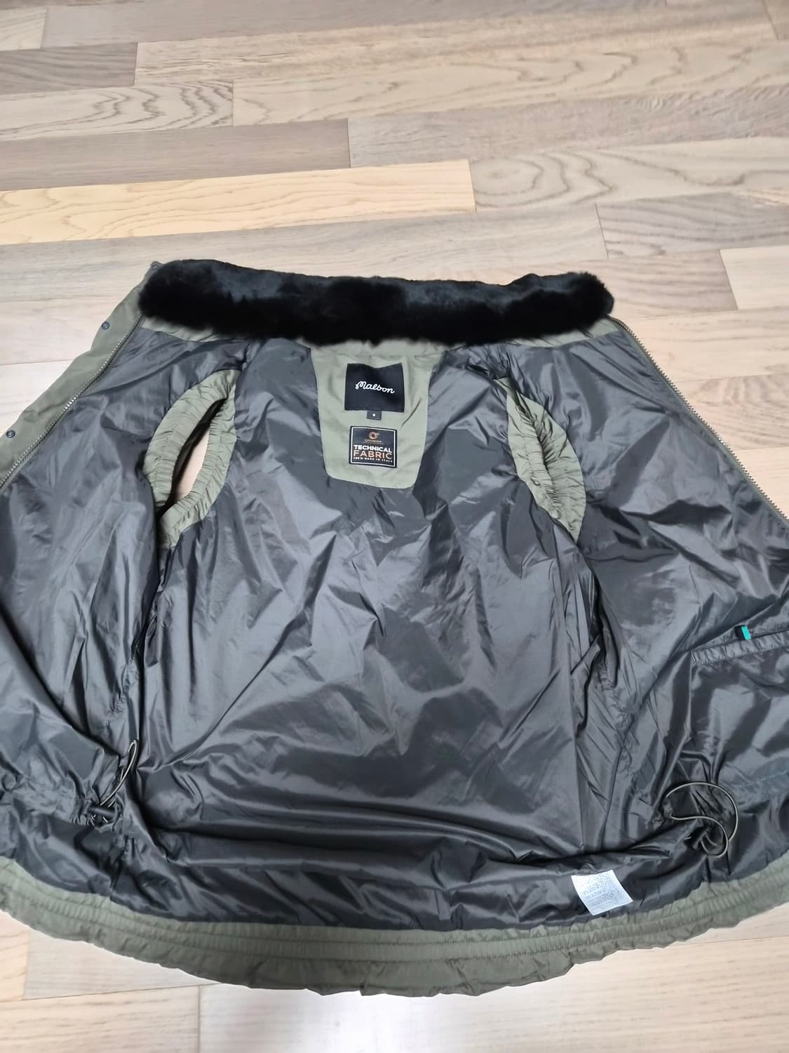 말본 패딩조끼 상품이미지4