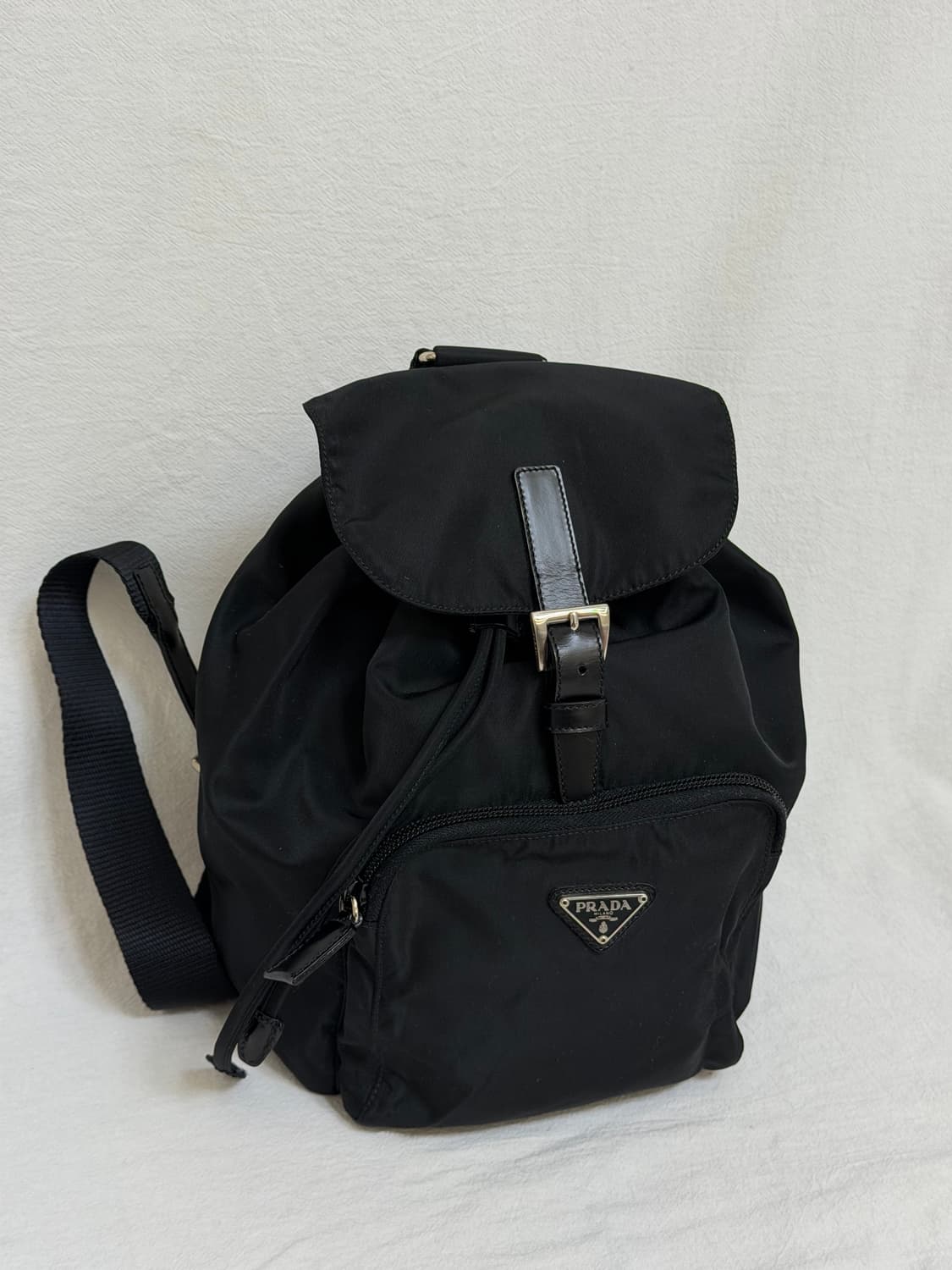 정품 프라다 포코노 나일론 원포켓 백팩 상품이미지3
