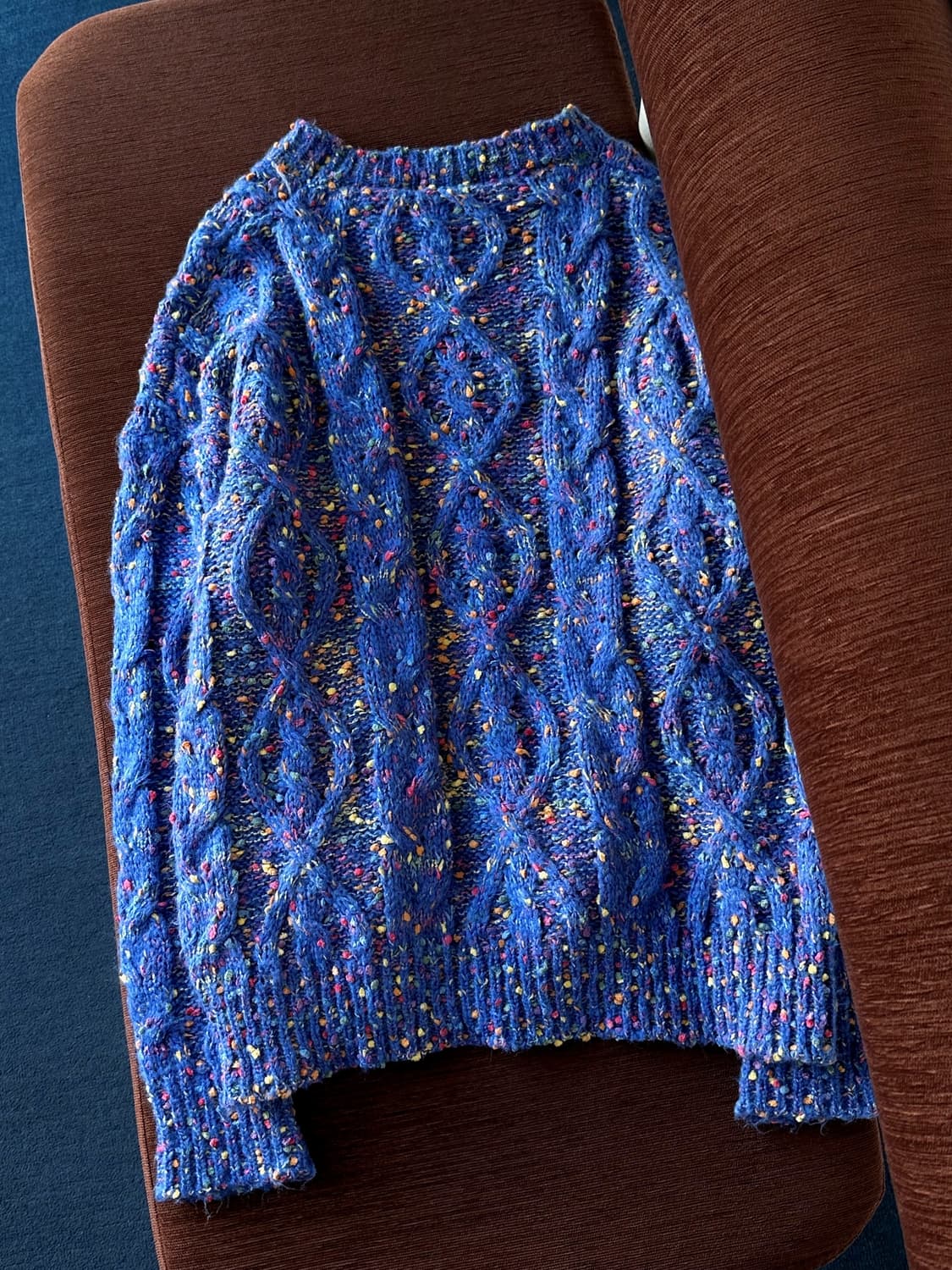 Soft touch sparkle design knit P/O 상품이미지5