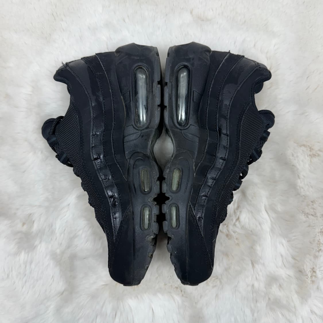 (240) 나이키 에어맥스 95 트리플 블랙 상품이미지3