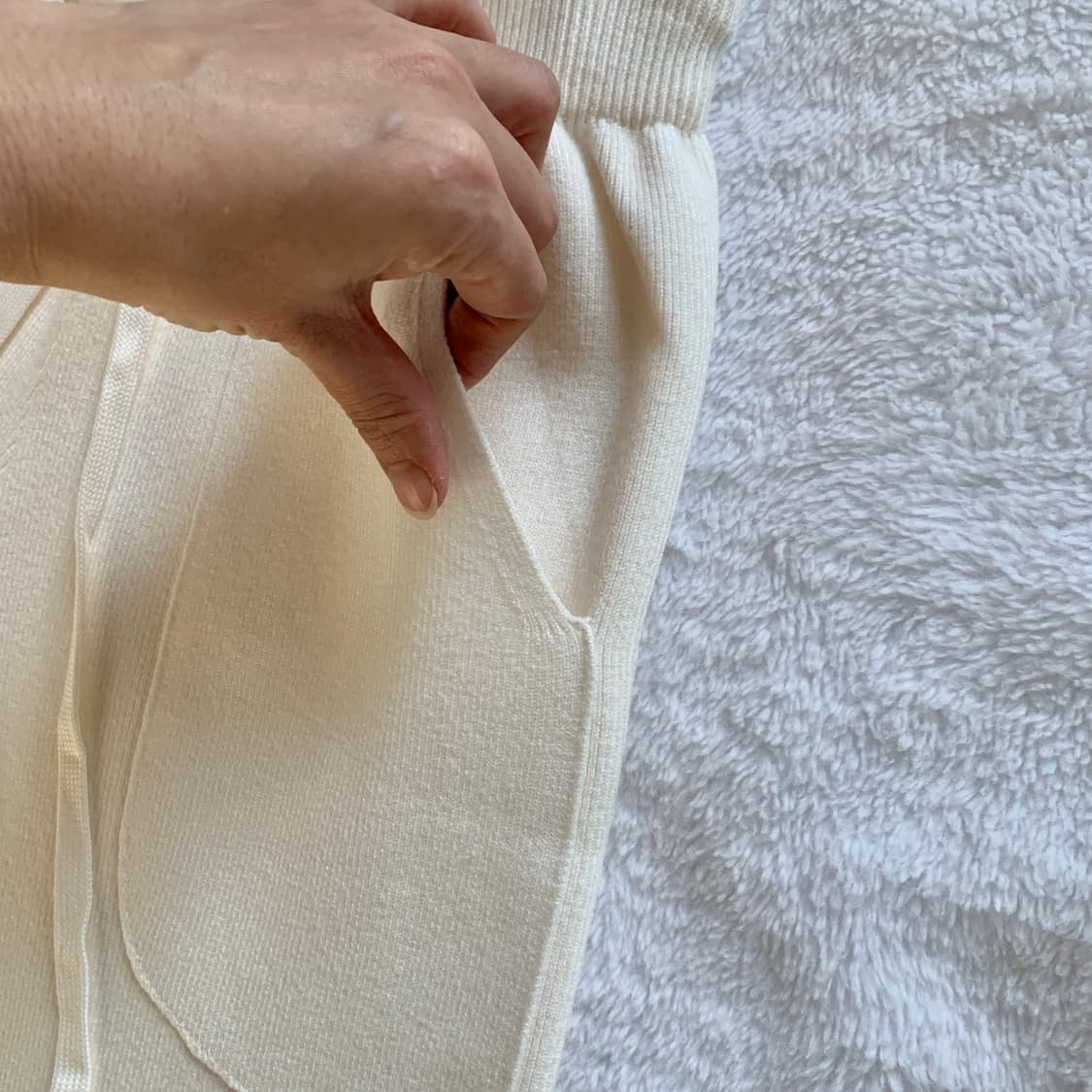 아웃포켓 세미 와이드 니트 팬츠 상품이미지4