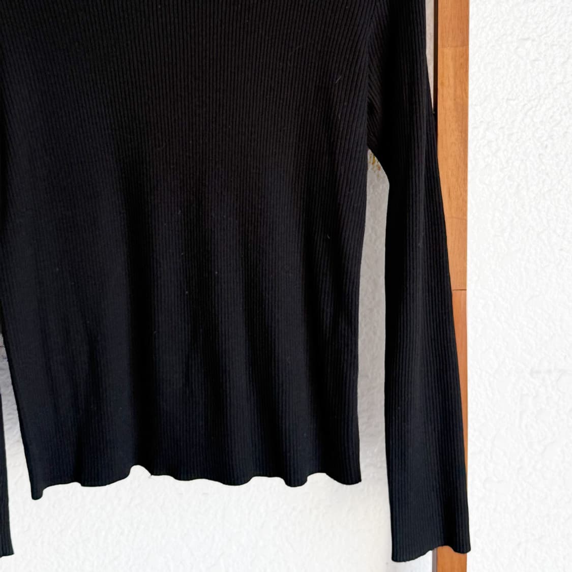 모노 블랙 터틀넥 티 상품이미지3