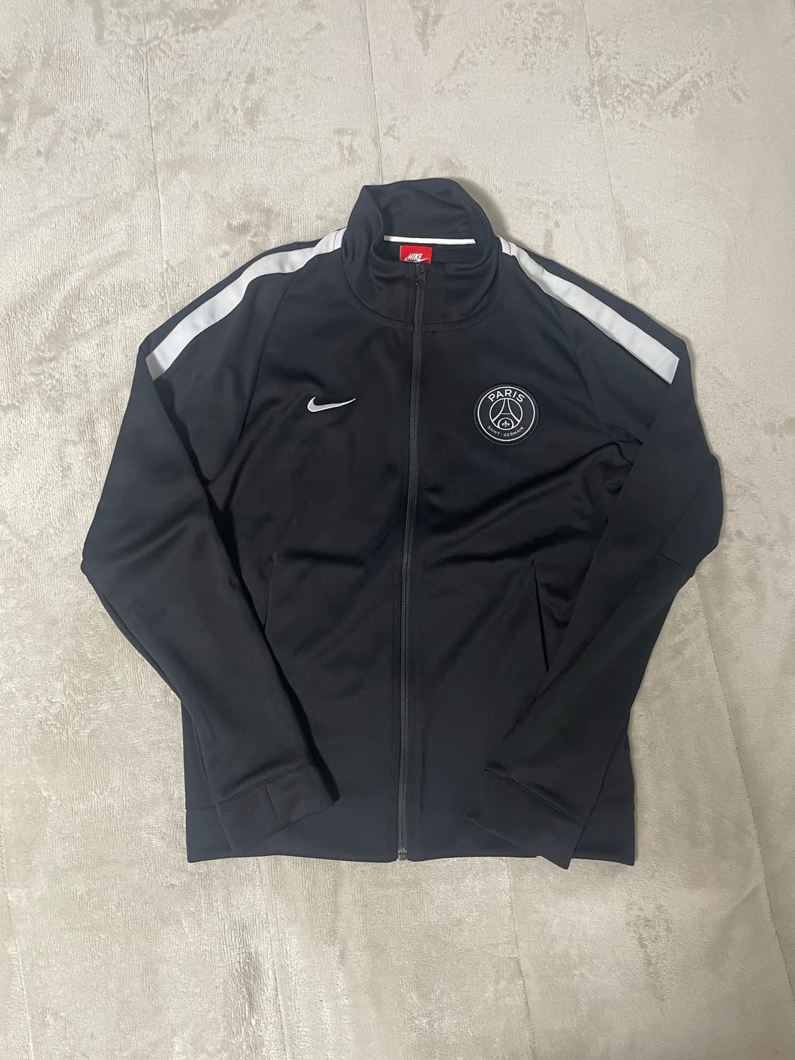 나이키 파리생제르망 트랙자켓 상품이미지1