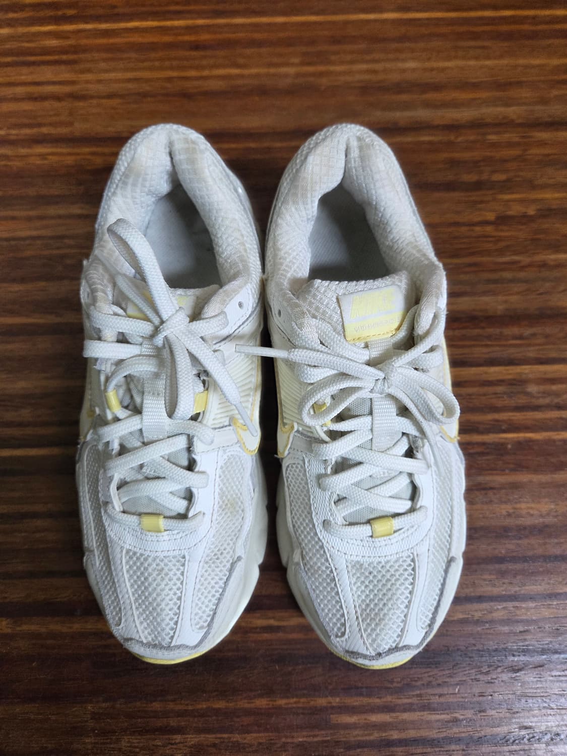 나이키 줌 보메로 옐로우 240 상품이미지3