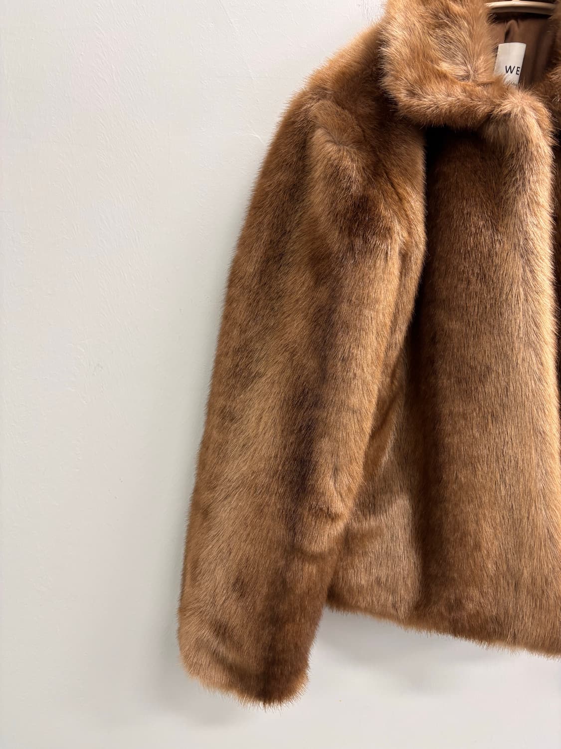 위아(we are) 페이크 밍크 퍼 자켓 브라운 상품이미지4