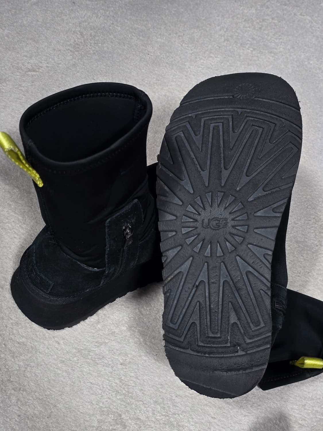 UGG 어그 클래식 블랙 부츠 250 상품이미지7