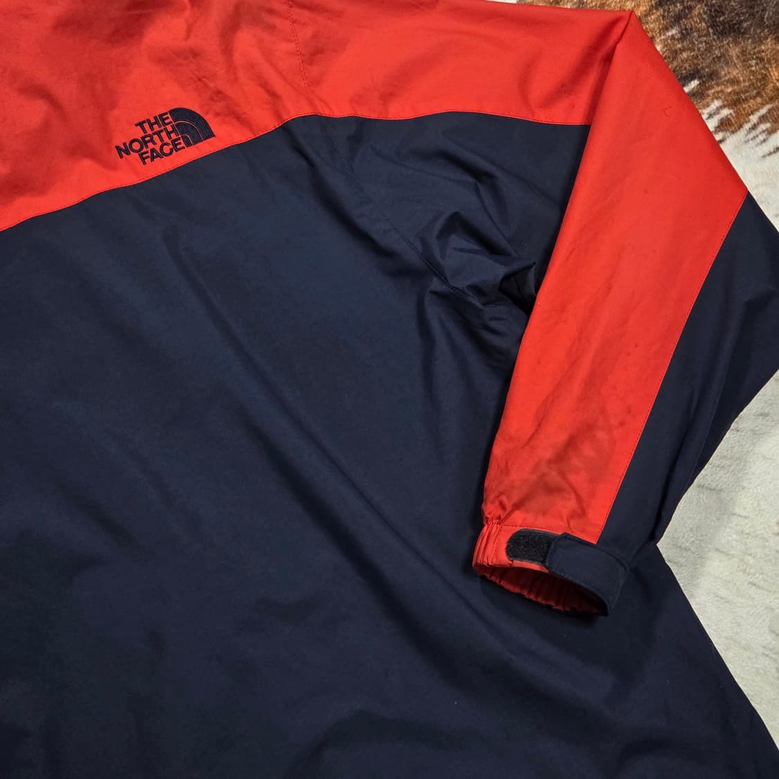 노스페이스 레드 네이비 배색 바람막이 상품이미지7