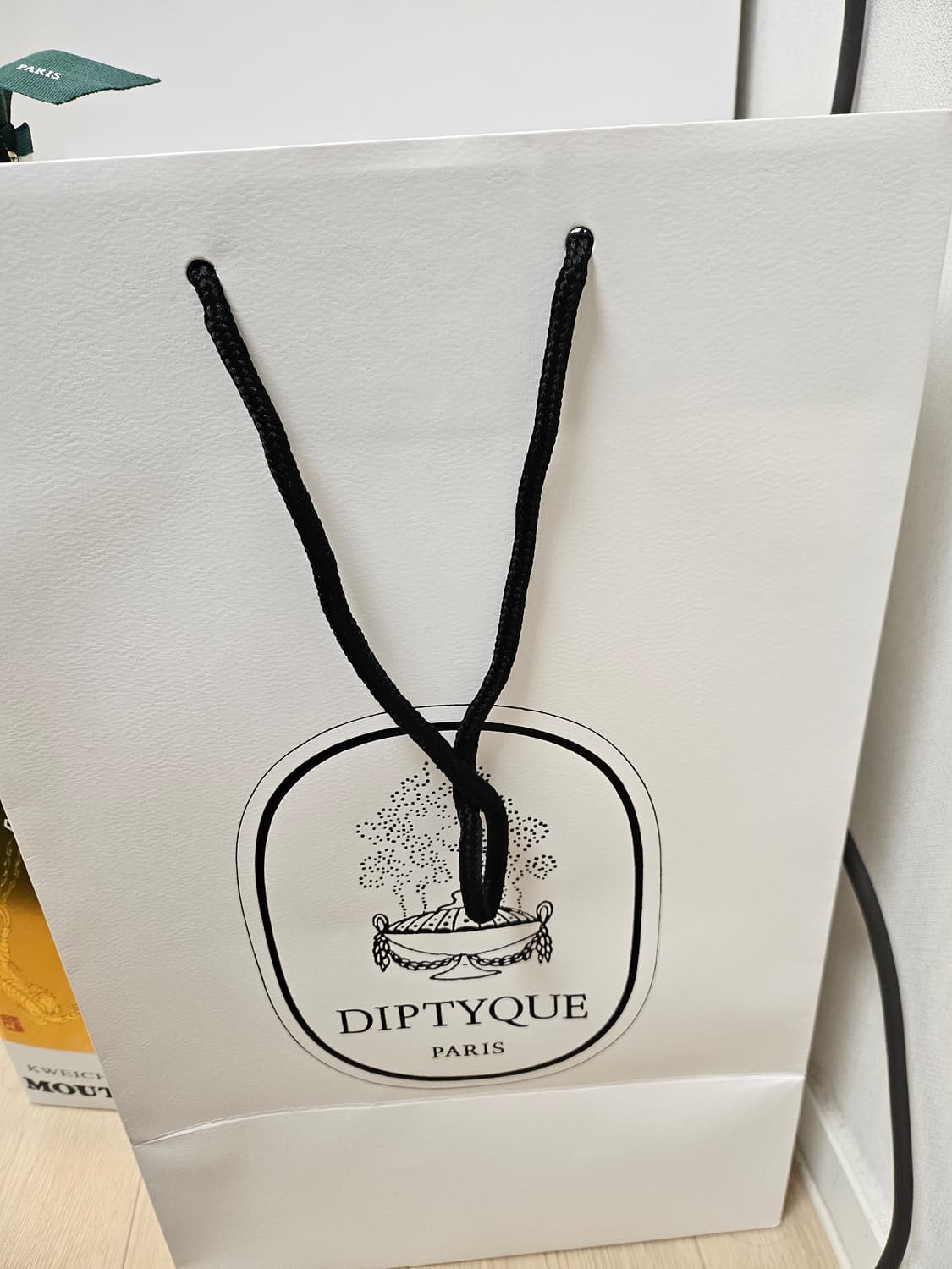 딥티크 플레르 드 세리에 캔들 & 핸드 로션 세트(선물포장) 상품이미지2