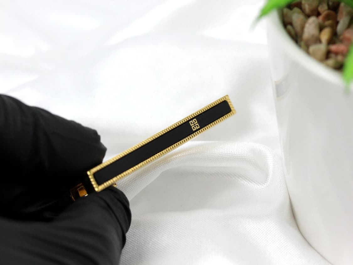 지방시 A+등급 5.3cm 남자 명품 넥타이핀 상품이미지4