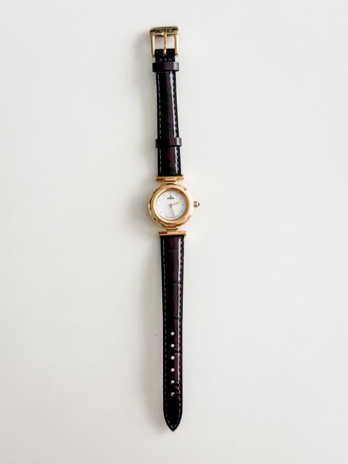 펜디 라운드 골드 도트 인덱스 시계 상품이미지8