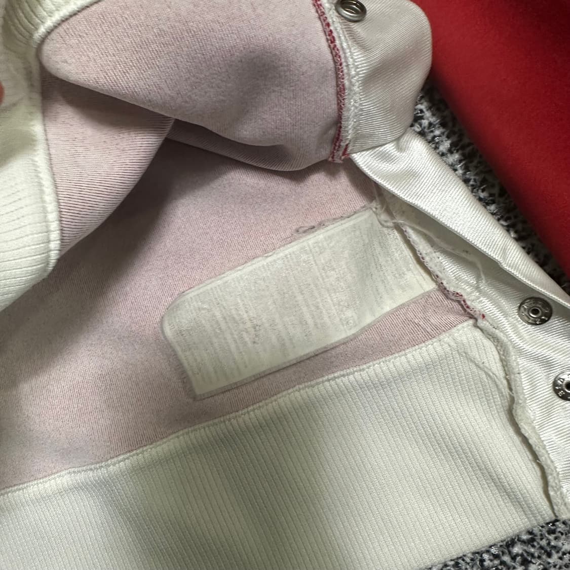 (XL) 나이키 스우시 흰빨 트랙탑 져지 상품이미지5