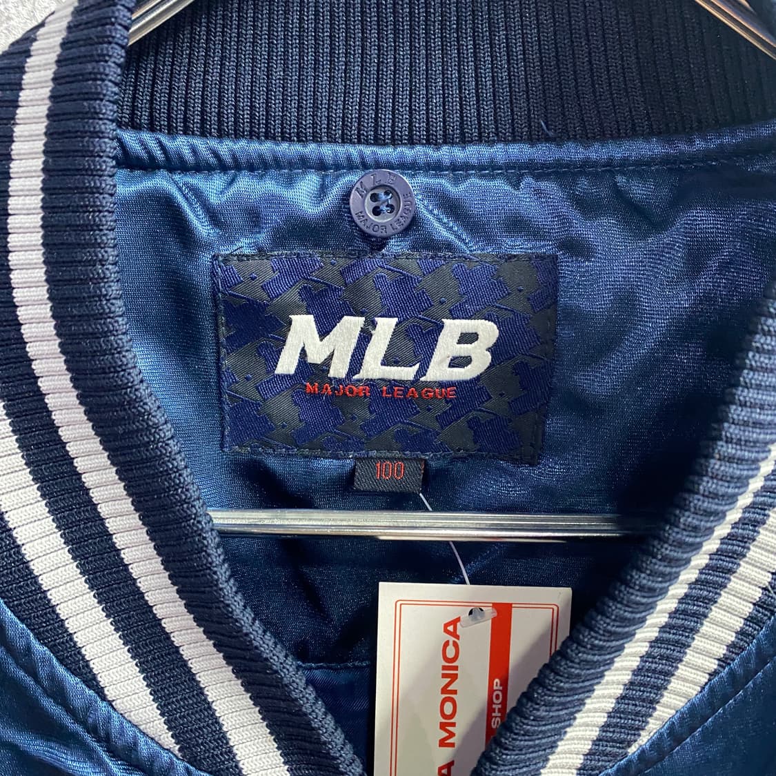 MLB 뉴욕 양키스 빅로고 배색 새틴 자켓 B3013   상품이미지4