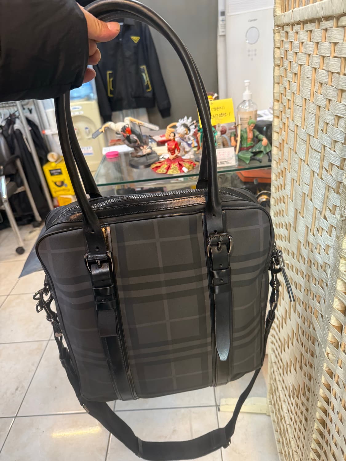 정품 버버리 체크 2way백 팝니다 상품이미지3