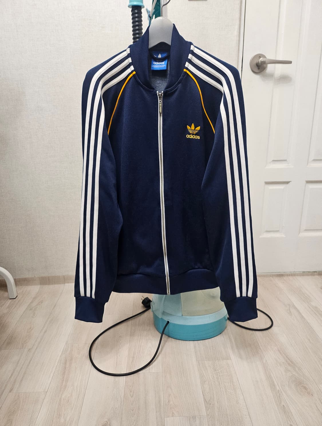 (105)☆초대장급☆ 아디다스 오리지널 슈퍼스타 [네이비] 트랙탑져지 상품이미지1