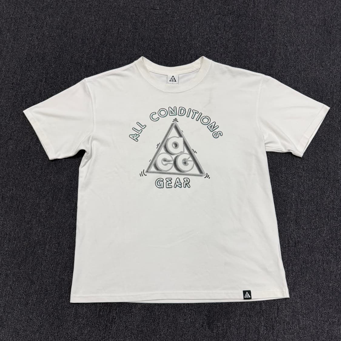 나이키 ACG 행 루즈 서밋 반팔 티셔츠 상품이미지1