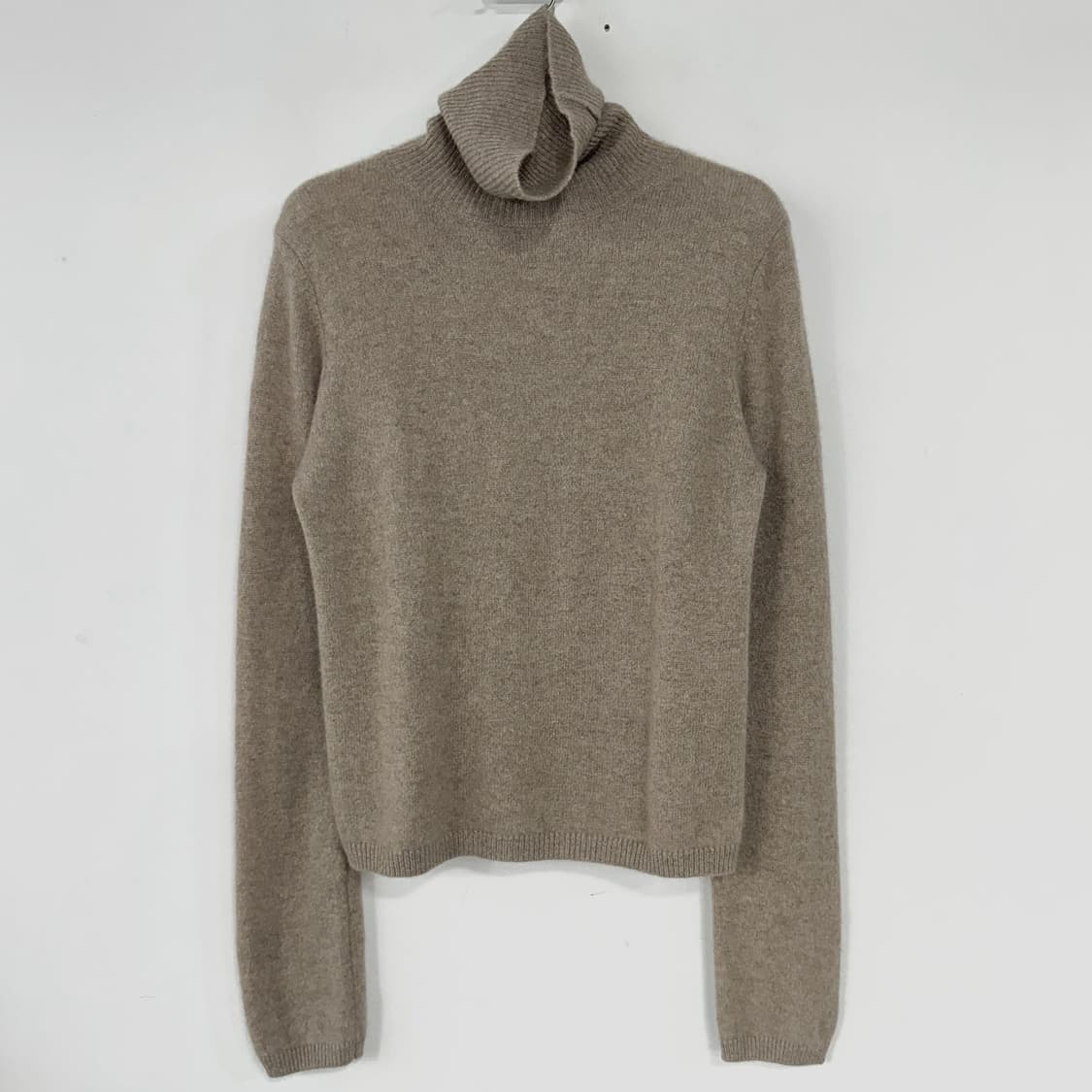 R2W 슈퍼 캐시미어 터틀넥 니트 탑 상품이미지1