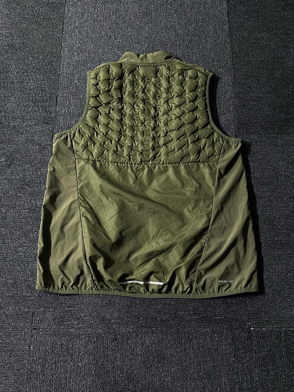 Nike 에어로로프트 다운 퀼팅 베스트 상품이미지10