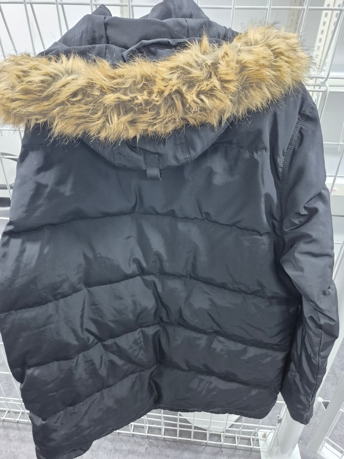 타미힐피거 정품 오리털패딩 110사이즈 팝니다 상품이미지2