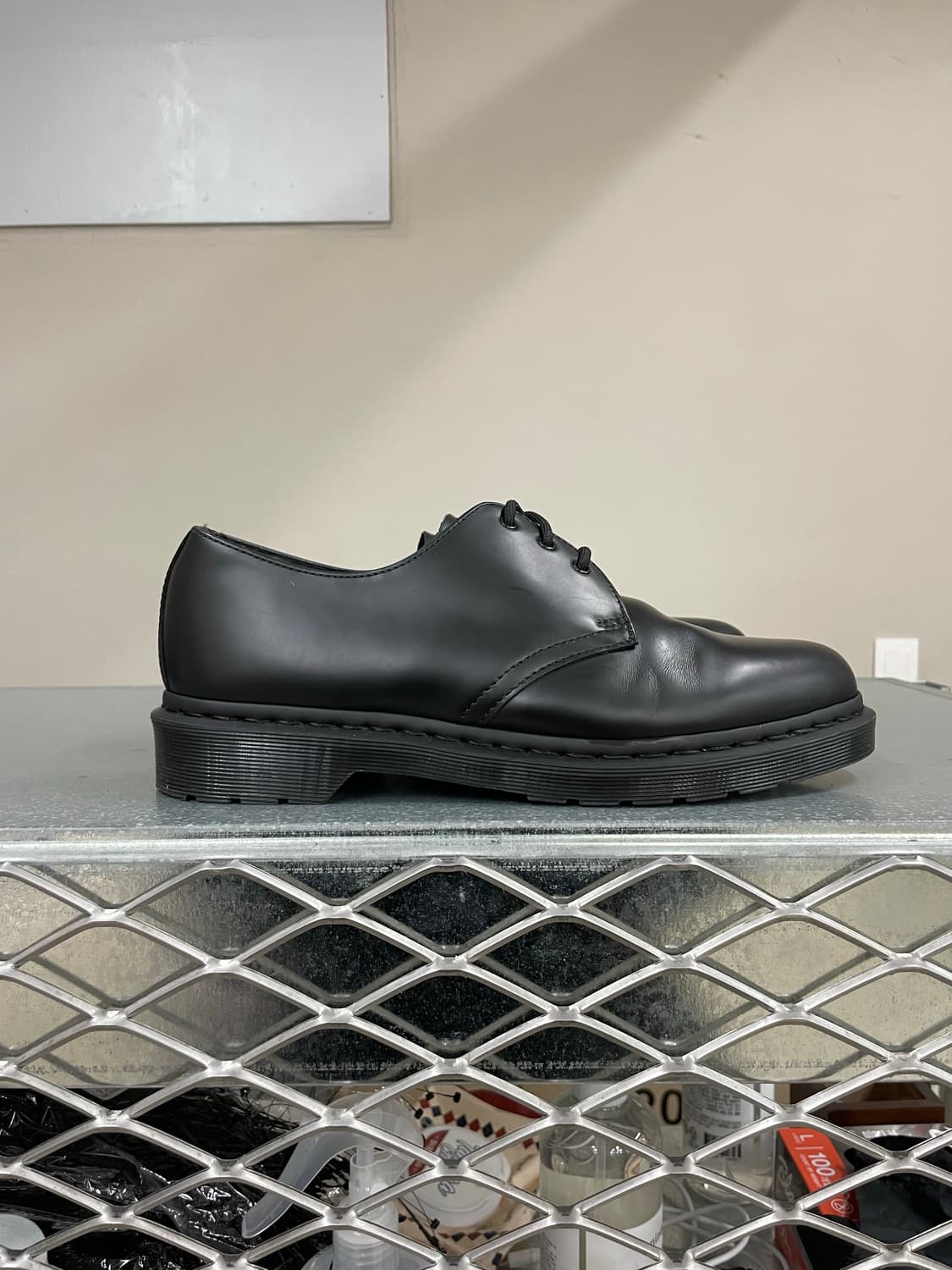 닥터마틴 모노 블랙 14345 UK9 상품이미지4