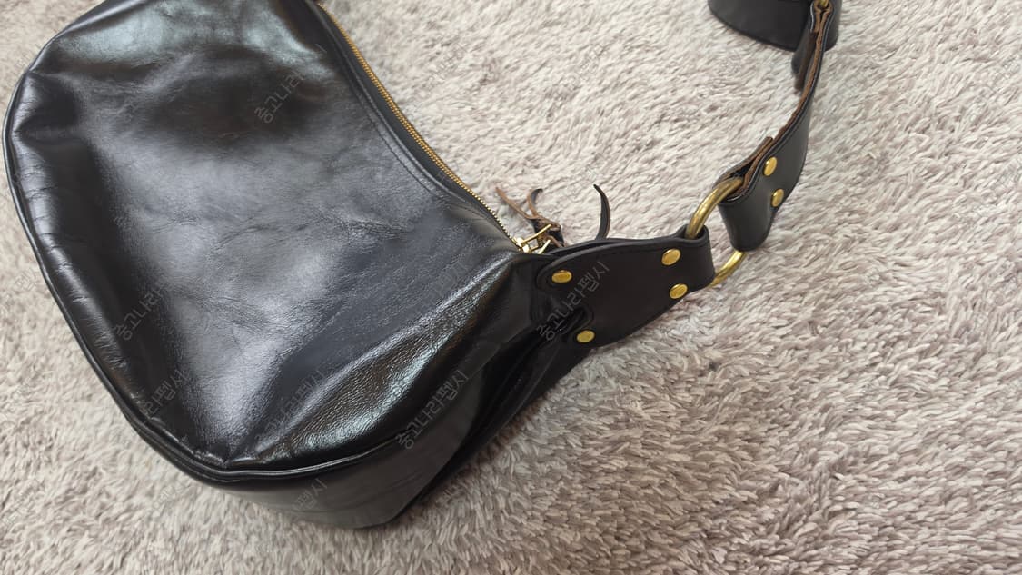 홀스하이드 홀스벗 바나나백 인셉션 IPHSB-03 상품이미지3