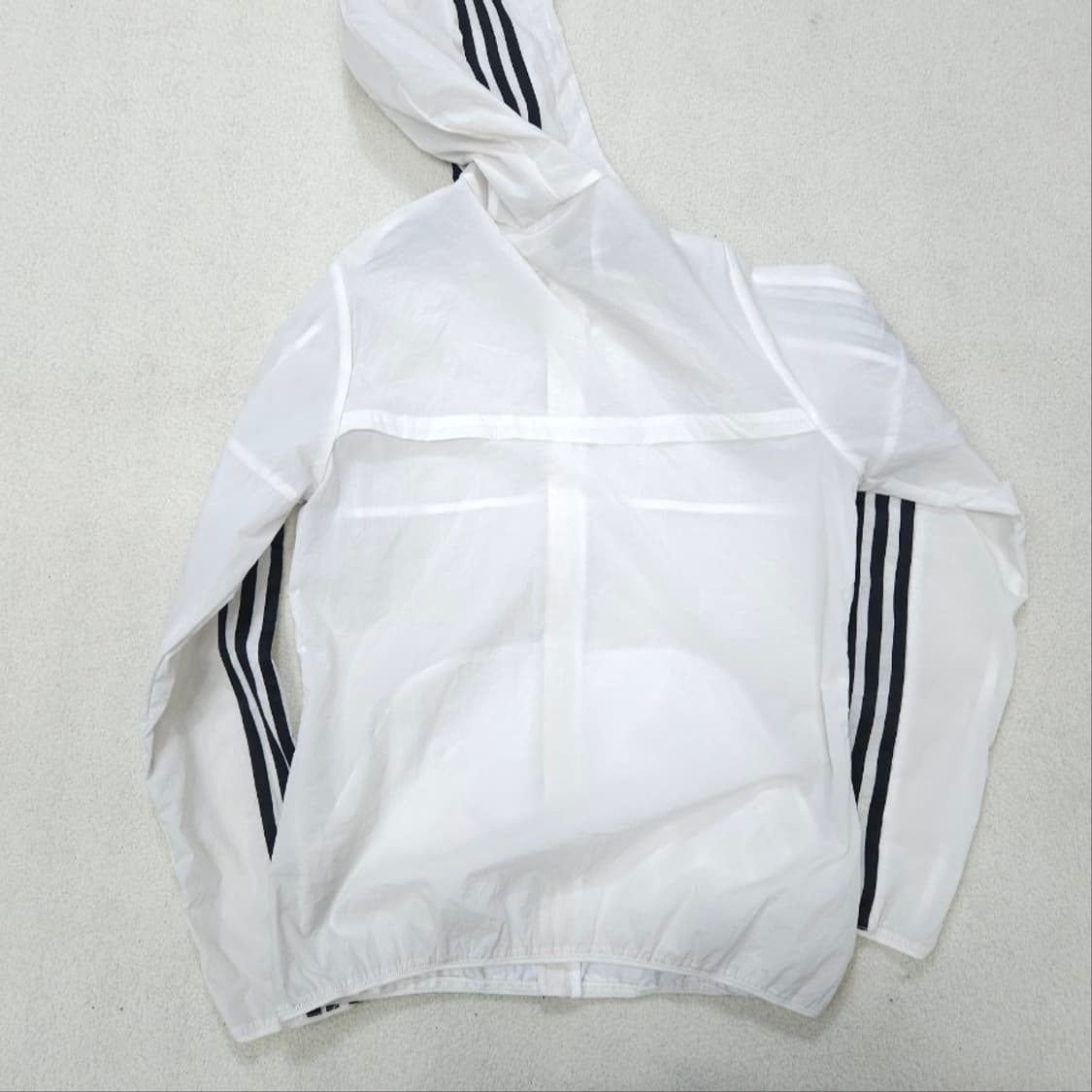 아디다스 화이트 윈드브레이커 S 상품이미지3