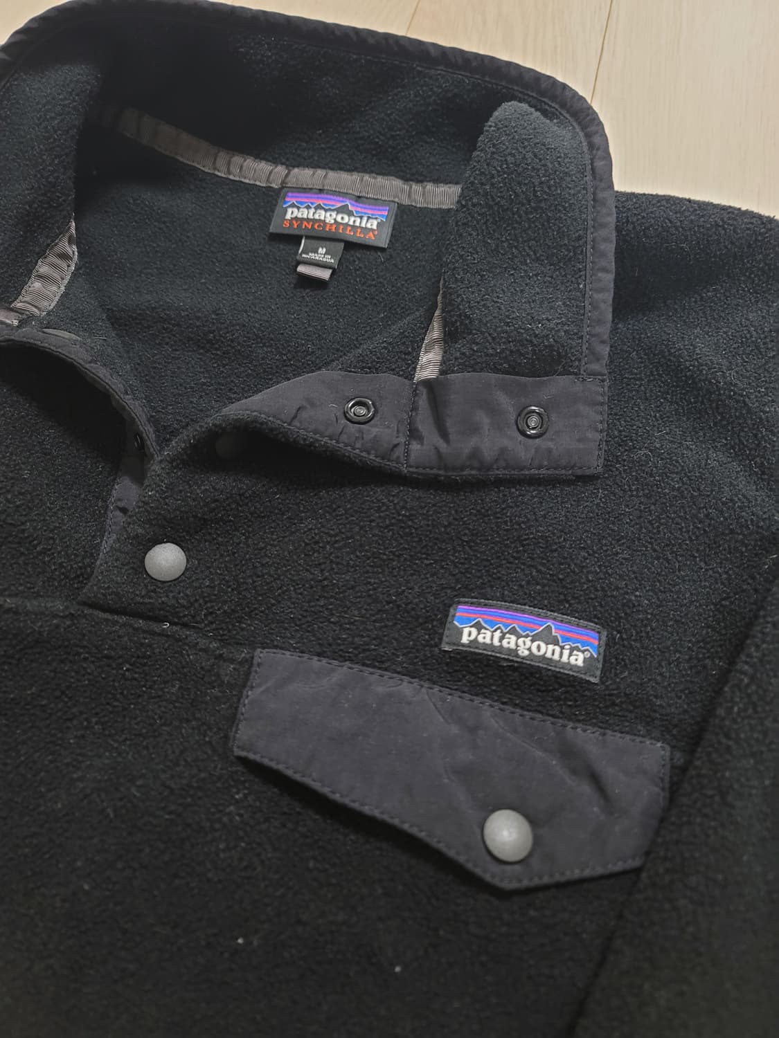 [여자M] 파타고니아 신칠라 라이트웨이트 올블랙 상품이미지3