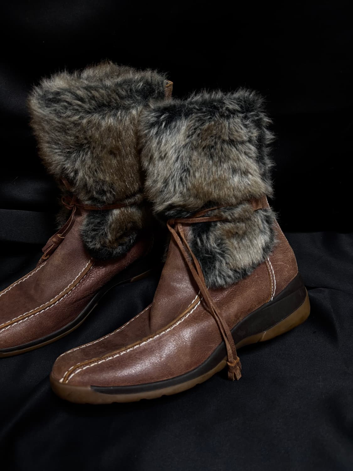 “Landrover” Brown Y2K Design Fur Boots 상품이미지3
