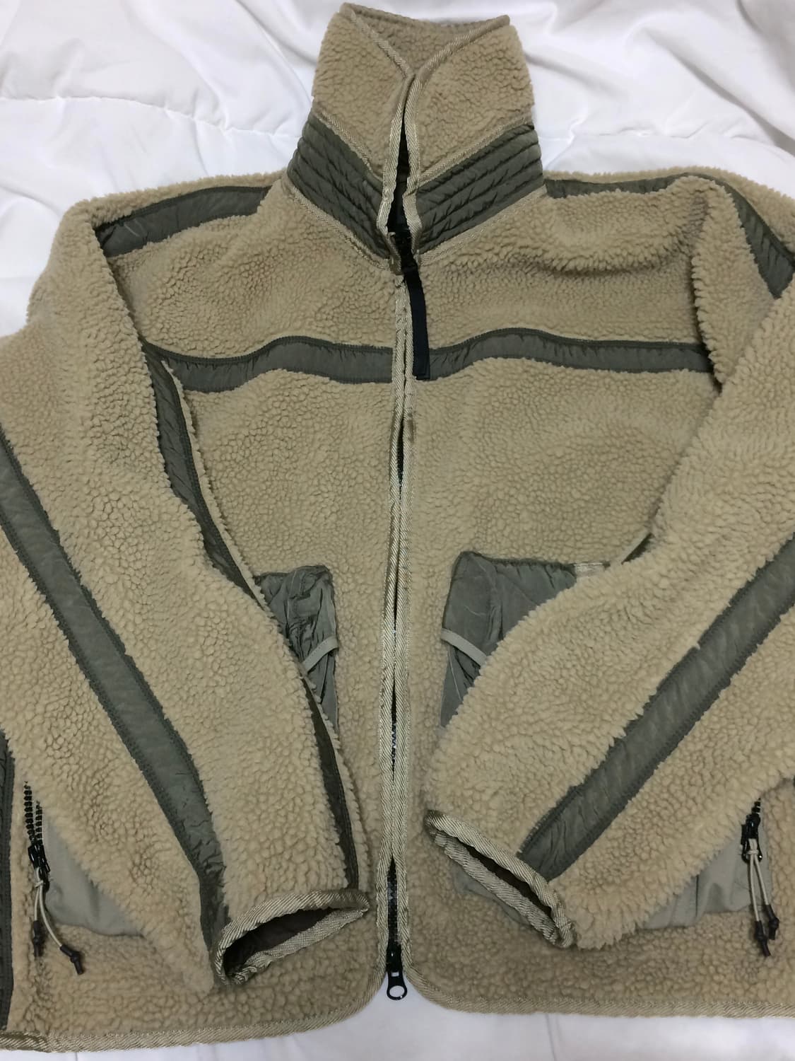 [DESCENTE X EASTLOGUE] 플리스 자켓 / SAND BEI 상품이미지1