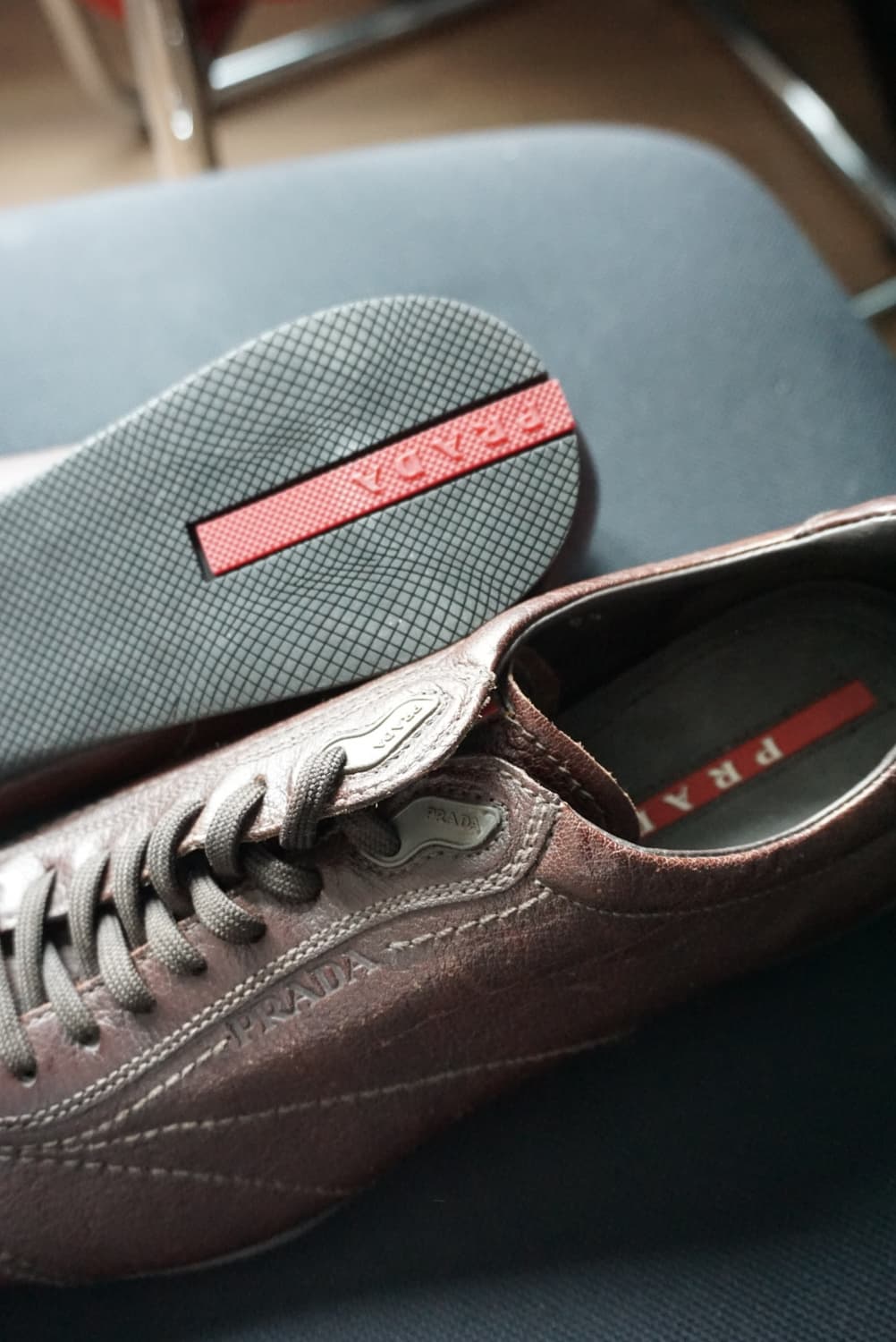 Prada brown leather sneakers 상품이미지4