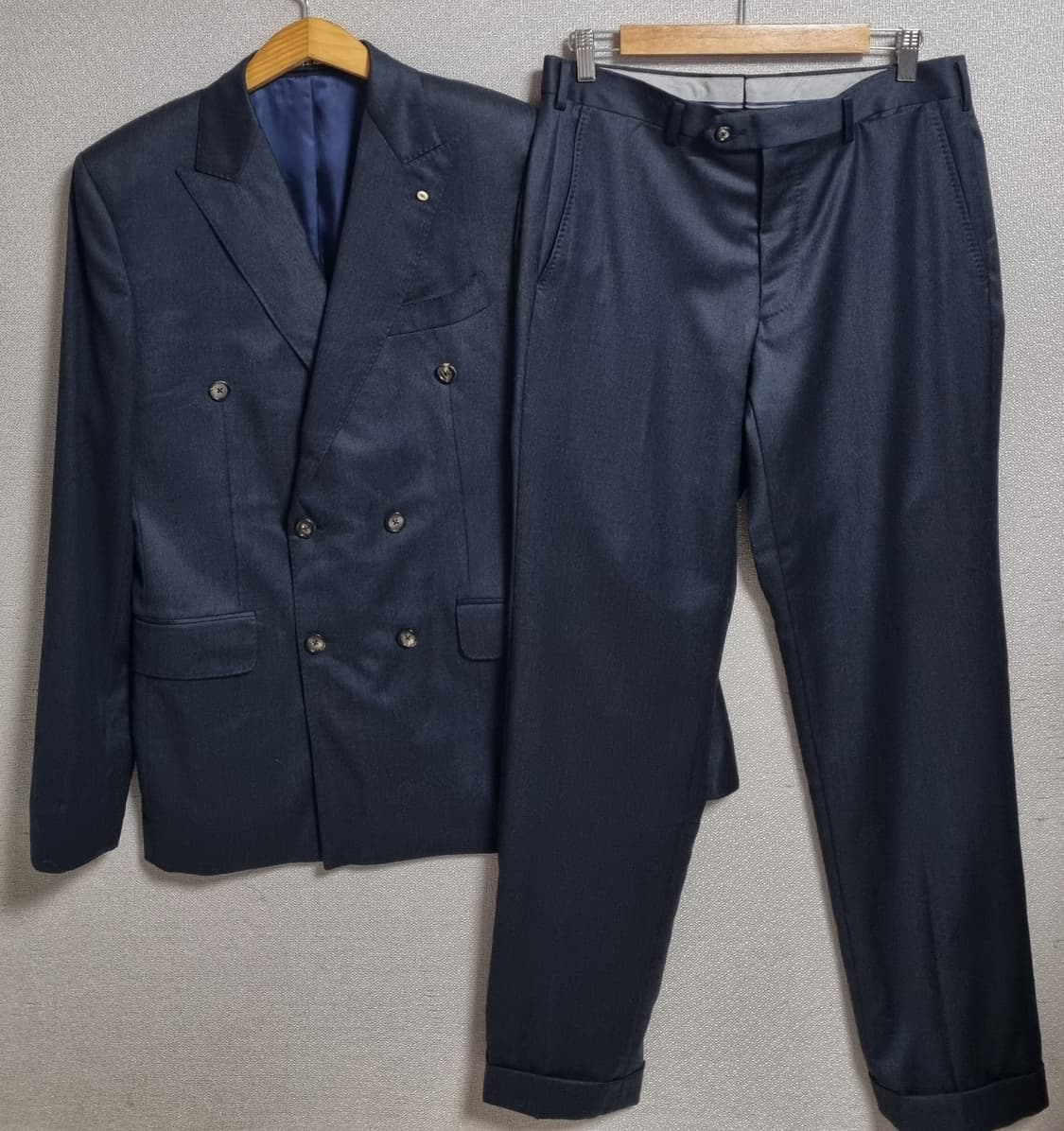 L (100) 반하트 디 알바자 네이비 더블버튼 클래식 정장세트 상품이미지1