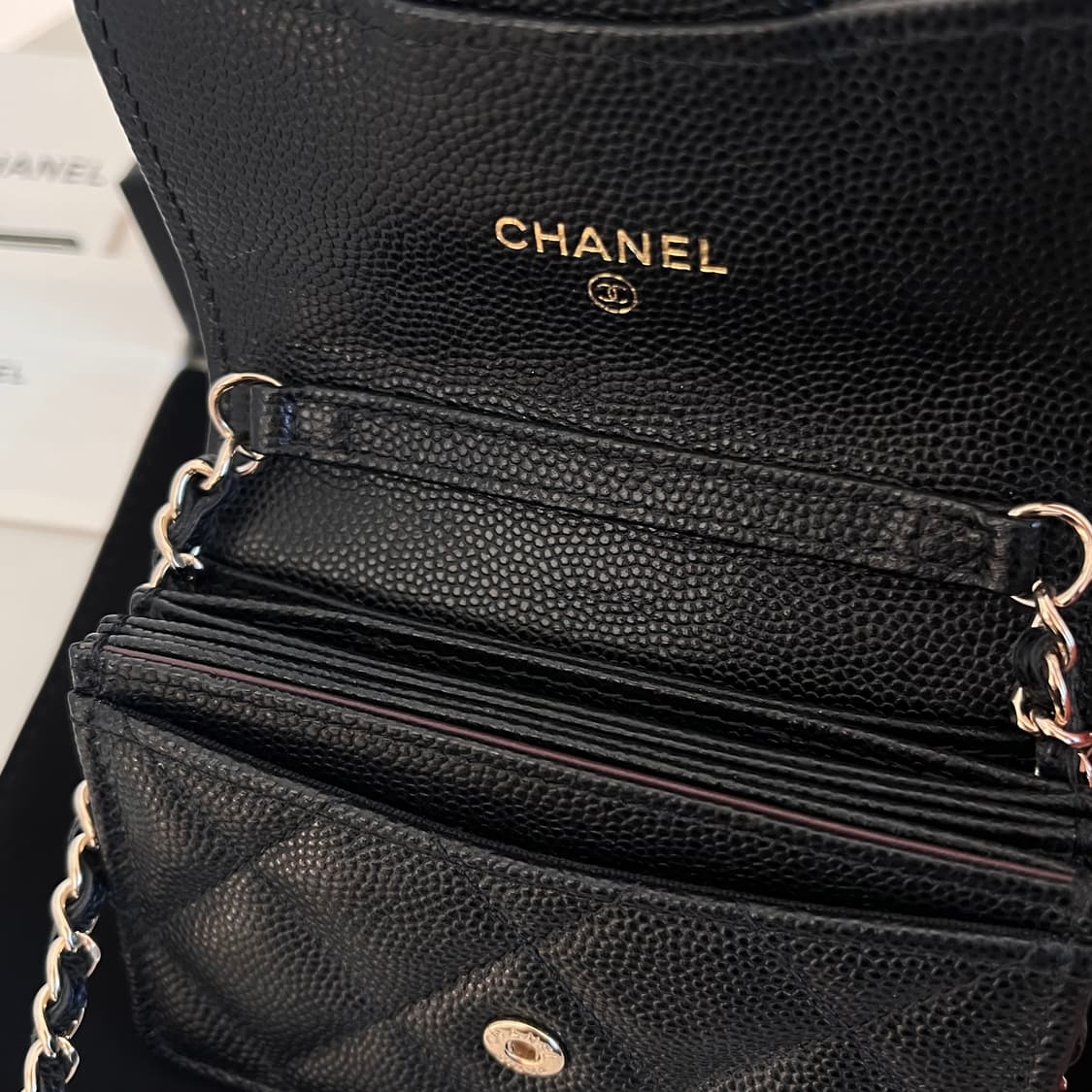 [S+급/정품] 샤넬 클래식 플랩 체인 아코디언 지갑 크로스백 가방 상품이미지8