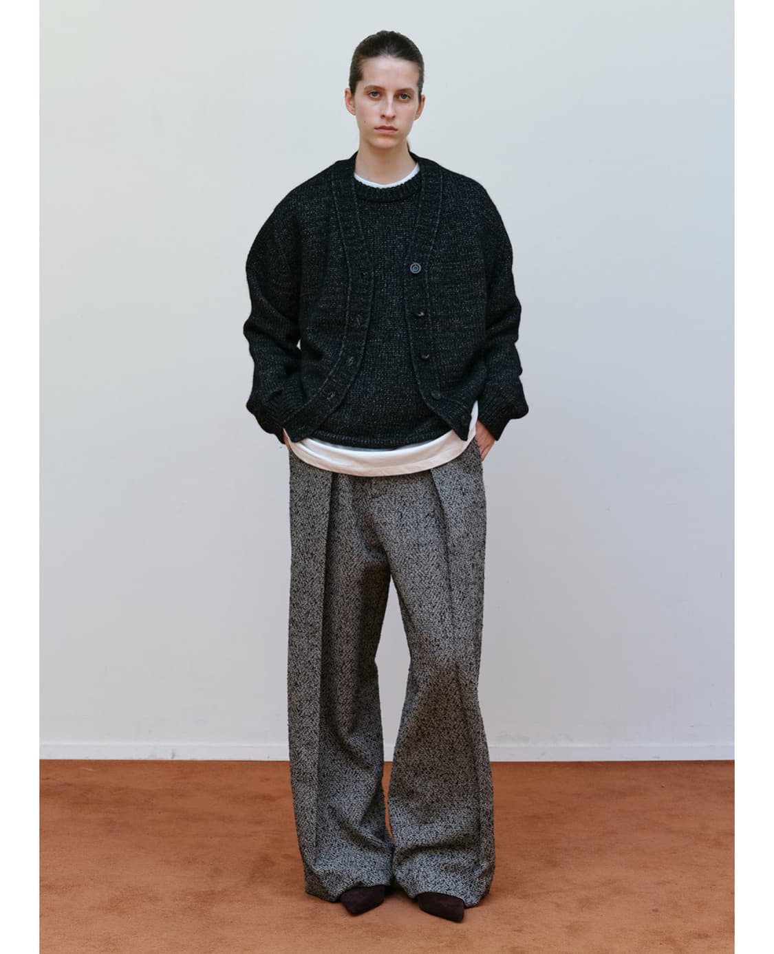 Casey Low Rise Slacks in Black Tweed 상품이미지1