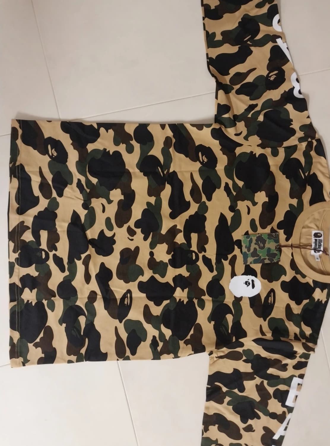 베이프 롱슬리브 새상품 상품이미지1