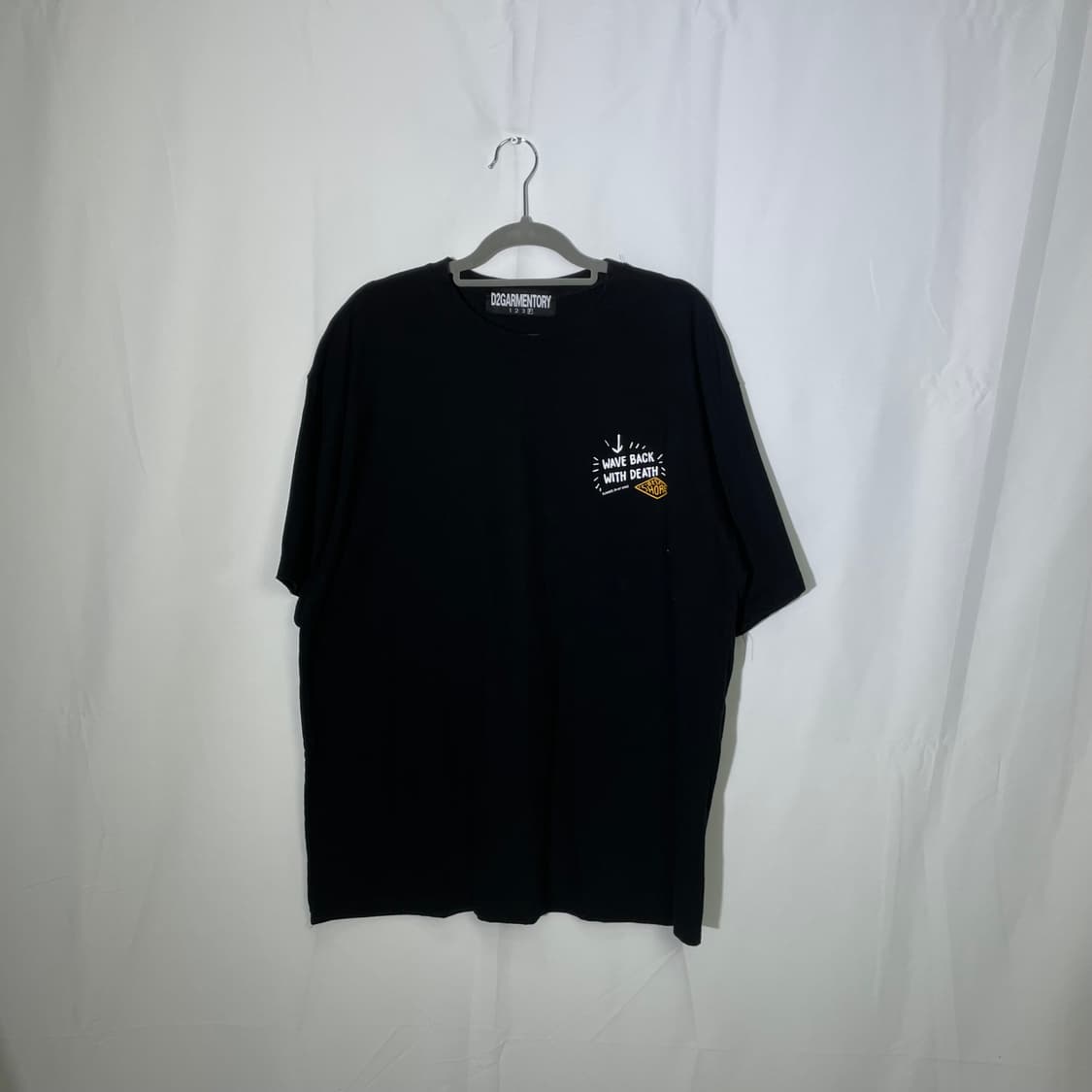 D2GARMENTORY 죠스 프린팅 반팔 상품이미지3