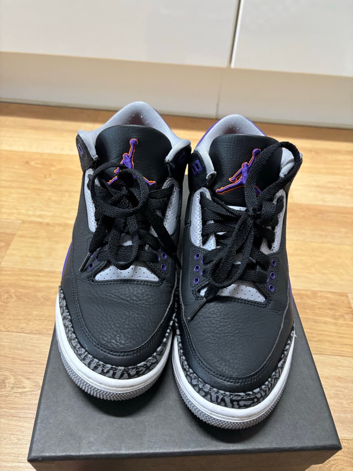 조던3 레트로 코트 퍼플 260 판매합니다 상품이미지1