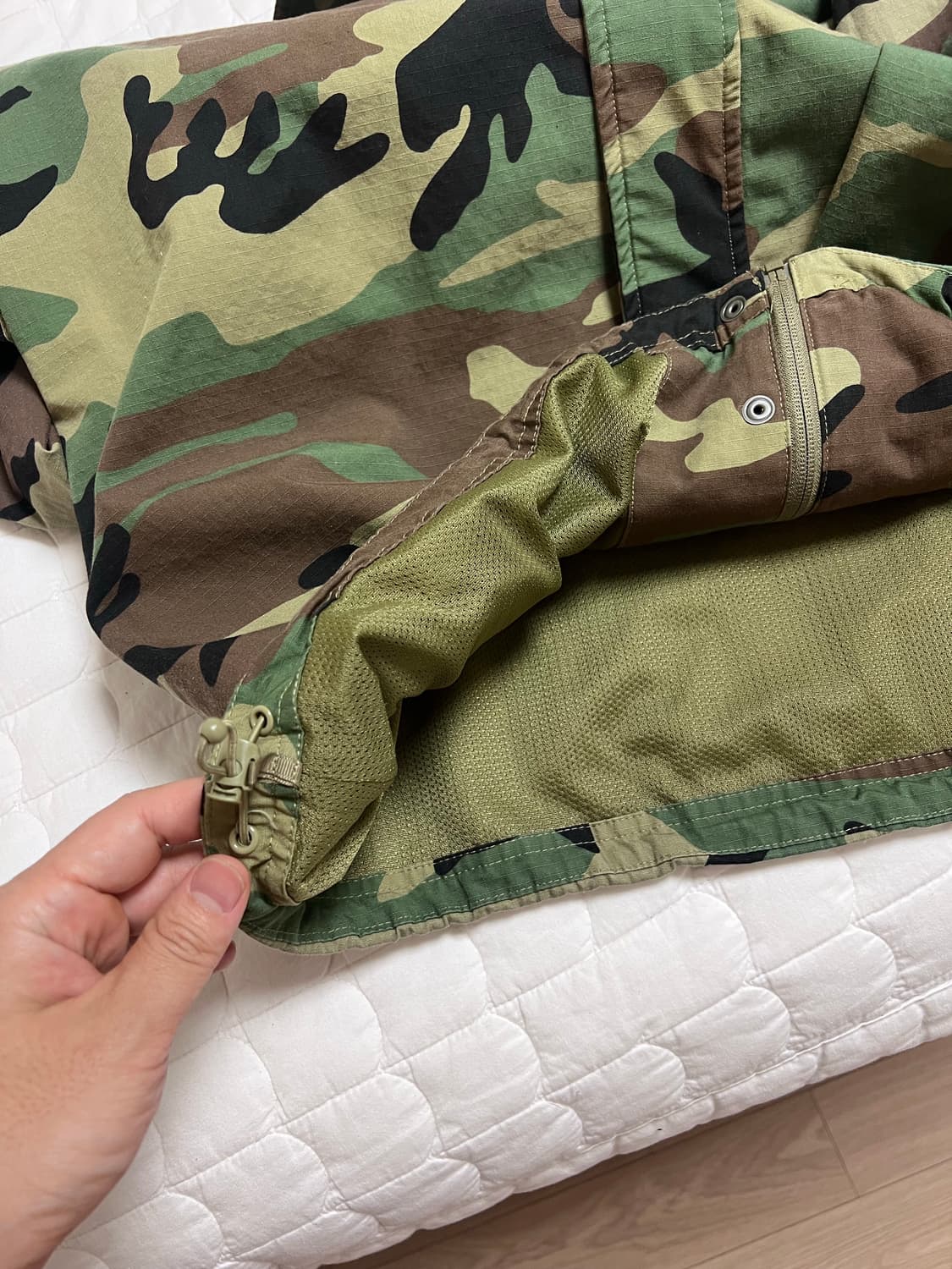 [L] 25FW 슈프림 스펠아웃 립스탑 트랙자켓 우드랜드 카모 상품이미지8